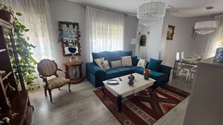 Etagenwohnung  N/a