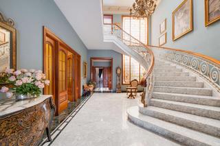 Chalet  N/a