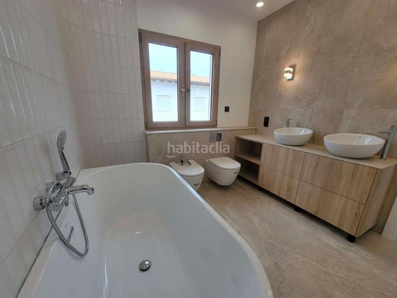 Foto 7b15b17d-538c-4411-924f-5375f2cb043d. Chalet con riscaldamento parcheggio piscina in Cabo Roig Orihuela