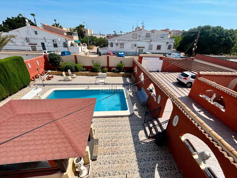 Foto 6e8790bf-03f4-42c2-b612-ae6b9a17f466. Chalet mit heizung parking pool in Zona Carrefour - Urbanizaciones Torrevieja