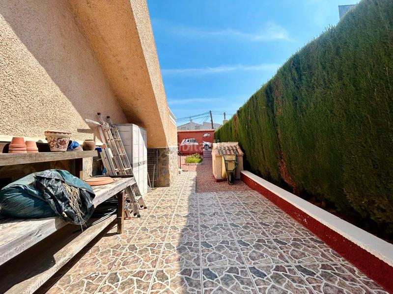 Foto d0b703d8-be18-4808-83cd-e2bf024a09bd. Chalet mit heizung parking pool in Zona Carrefour - Urbanizaciones Torrevieja