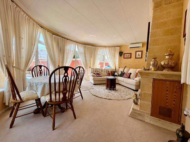 Foto 5421960a-f68d-446a-970b-c7bd03a7a2b3. Chalet with heating parking pool in Zona Carrefour - Urbanizaciones Torrevieja