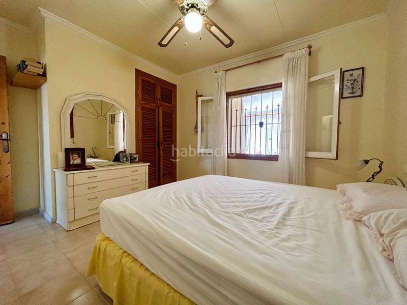 Foto 8272f88b-c3b7-4353-92fc-cab92cc4db02. Chalet with heating parking pool in Zona Carrefour - Urbanizaciones Torrevieja