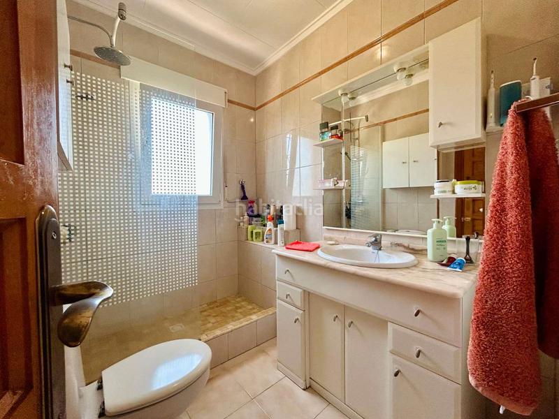 Foto ea013b4a-52fa-4007-82ed-ea850a645fa5. Chalet with heating parking pool in Zona Carrefour - Urbanizaciones Torrevieja