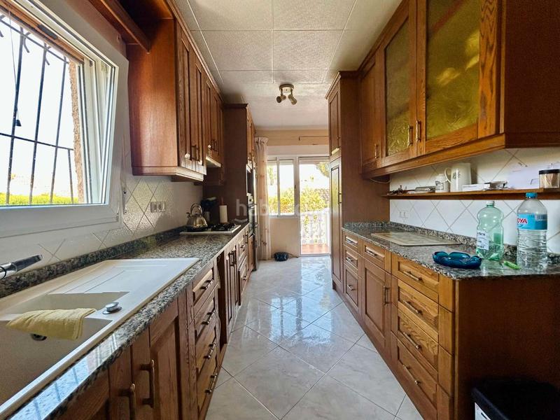 Foto 81e9f28b-41fe-4d4b-99c8-67b11d15da9c. Chalet avec chauffage parking piscine dans Zona Carrefour - Urbanizaciones Torrevieja