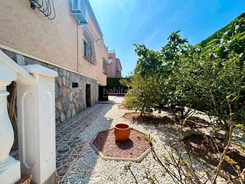 Foto de82dbdb-f0f1-4586-9e60-ab45ea935398. Chalet avec chauffage parking piscine dans Zona Carrefour - Urbanizaciones Torrevieja