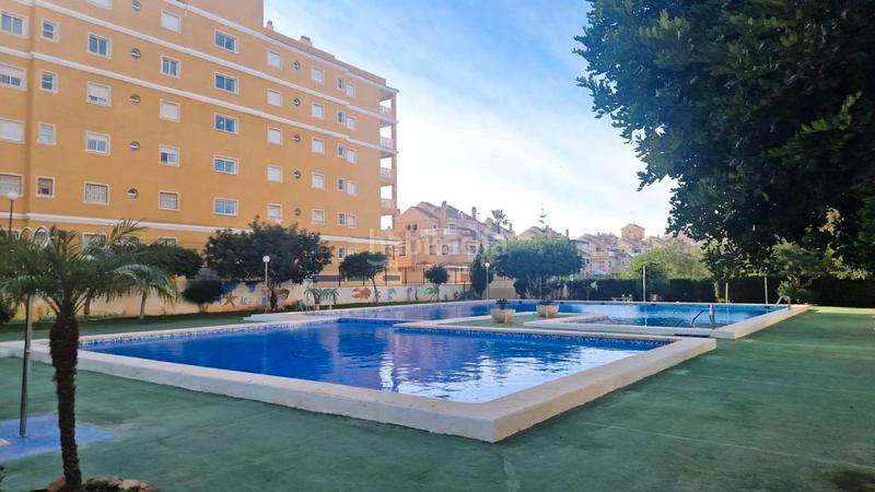 Foto fa722e22-2334-4cca-907b-255963380544. Apartamento en Torreblanca Torrevieja