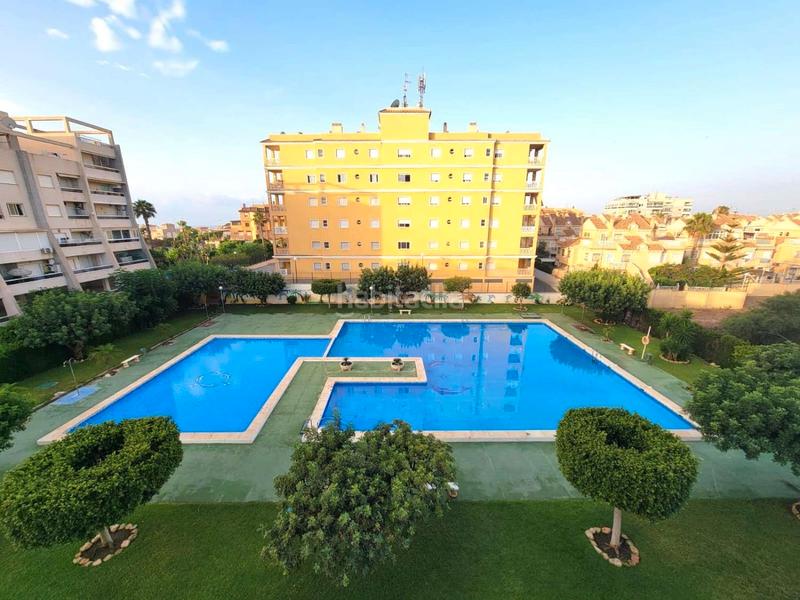 Foto e77b258c-ea0b-4175-946c-be400cb6e4ff. Appartement avec chauffage piscine dans Torreblanca Torrevieja