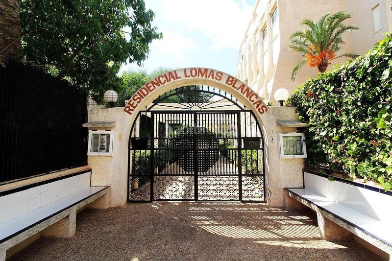 Foto 3cb988b0-5f0f-4b31-8e14-2acedb1eaabc. Appartement mit heizung pool in Torreblanca Torrevieja