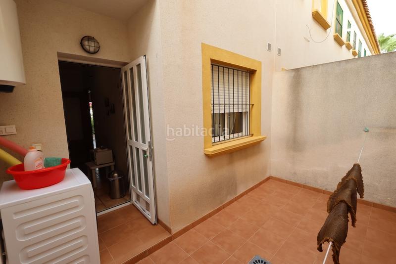 Foto e17d725c-4e85-4729-b88b-9a42f29c3a4a. Chalet avec piscine dans Aguamarina Orihuela