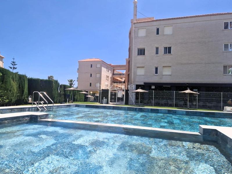 Foto df66a408-4952-4df6-a2c5-0d35cf73407b. Apartamento en Playa Flamenca Orihuela