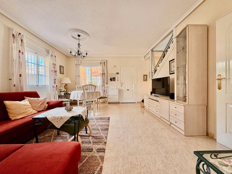 Foto 0744e03f-c2d2-4409-ba25-4bcd3ad7faa4. Maison avec chauffage parking piscine dans Rojales