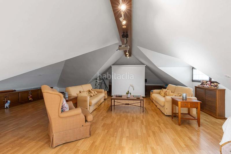 Foto 59ef8a1e-8002-4f56-a519-a96f35592b4e. Xalet amb calefacció aparcament piscina a La Veleta Torrevieja