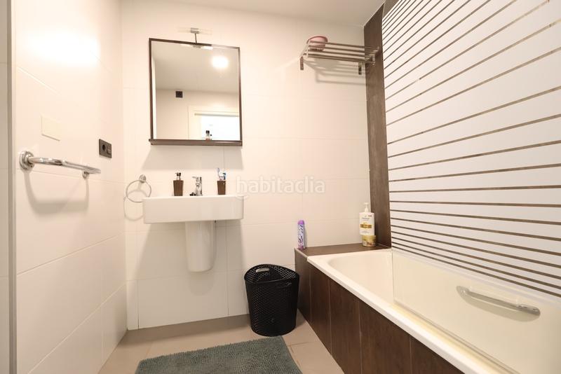Foto b546e992-76bd-4777-bfbb-c94b327fdc45. Apartament amb calefacció aparcament piscina a La Zenia Orihuela