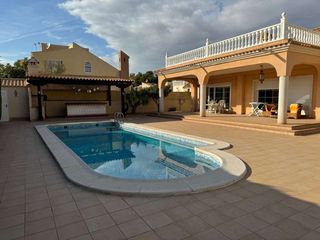 Chalet  N/a
