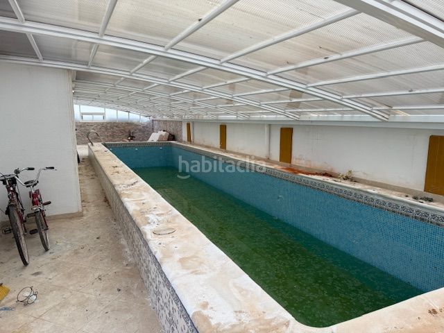 Foto ba823c73-bcfc-4b65-a4a3-6831e17ea64c. Xalet amb aparcament piscina a La Regia Orihuela