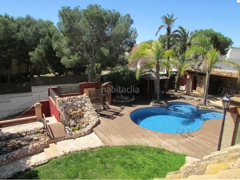 Foto cd59992d-63cf-401d-ba64-2b1948ae08f2. Xalet amb calefacció aparcament piscina a Campoamor Orihuela
