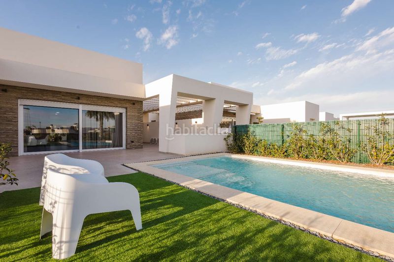 Foto b028076d-c4a1-44a6-9e05-15eb140a4db5. Chalet en Algorfa