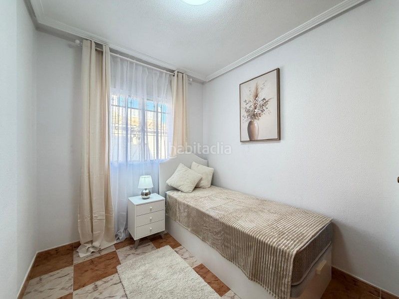 Foto 92c7d0de-563a-482c-8375-7901d823c7f1. Casa amb calefacció aparcament piscina a Villamartín-Las Filipinas Orihuela