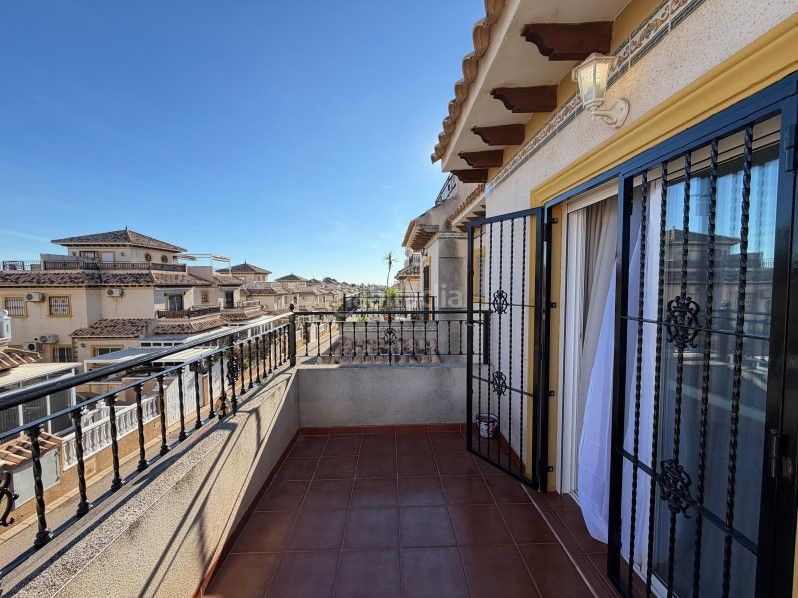 Foto df7bc871-273f-47ea-8826-d838a99137cc. Casa amb calefacció aparcament piscina a Villamartín-Las Filipinas Orihuela