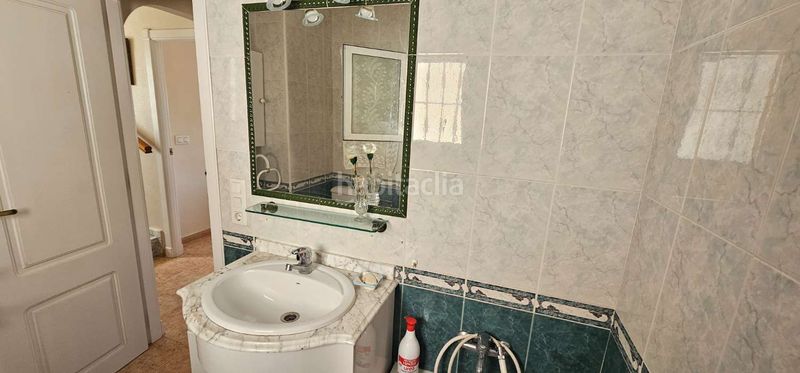 Foto dc2e1a7f-ac3d-40db-9b5f-554fbf693c46. Casa adossada amb aparcament a Zona los Frutales Torrevieja