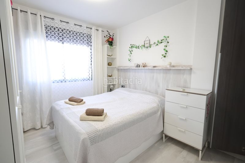 Foto 9d5b146e-344b-429b-ae27-d8337a5a4ee1. Apartament amb calefacció aparcament piscina a La Zenia Orihuela