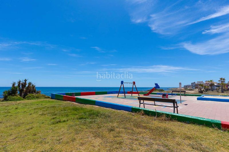 Foto 5dbae6cc-9527-4c06-b080-61ed13114891. Xalet amb calefacció aparcament piscina a La Veleta Torrevieja