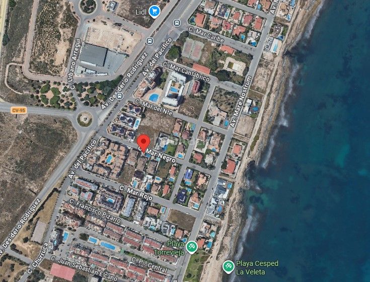 Foto ec9f20f8-a2d6-44dc-95d9-92853d9b7eba. Xalet amb calefacció aparcament piscina a La Veleta Torrevieja