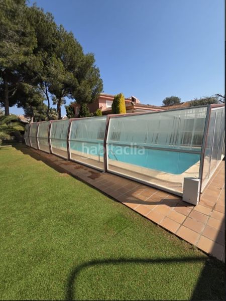 Foto 0d21424e-0e4c-4bc4-b831-68bcc24b0950. Xalet amb calefacció aparcament piscina a Campoamor Orihuela