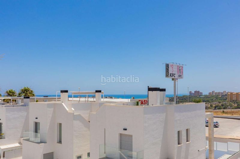 Foto 1540764e-a88b-4623-9bdd-e396040d1667. Xalet amb aparcament piscina a Lomas de Cabo Roig - Los Dolses Orihuela