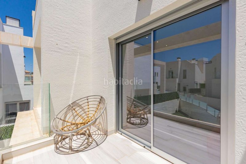 Foto 94a6d3f9-8b3e-4728-b67e-e1425f694cb1. Xalet amb aparcament piscina a Lomas de Cabo Roig - Los Dolses Orihuela