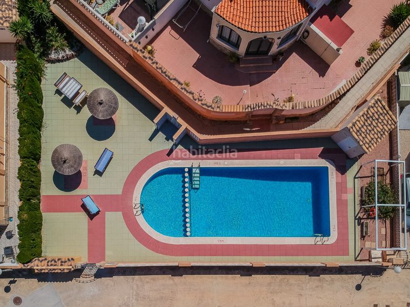 Foto b240a137-f621-4e46-b2c1-1cdfe55d77b8. Xalet amb piscina a La Florida Orihuela