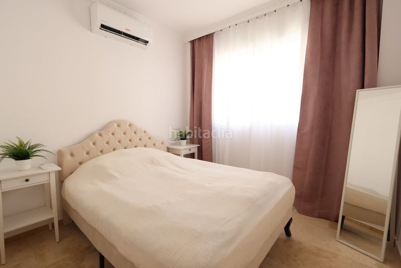 Foto b4a49aaa-1de6-49e0-8b1d-e32feef3edda. Chalet en Villamartín-Las Filipinas Orihuela