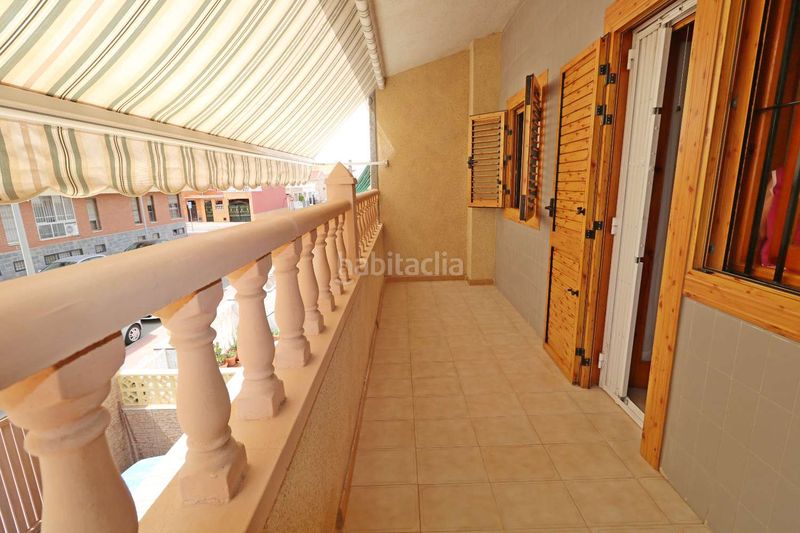 Foto 40f6306a-a87c-4ae3-9dfa-b15f68d7ee51. Casa amb calefacció aparcament a Playa de los Náufragos Torrevieja