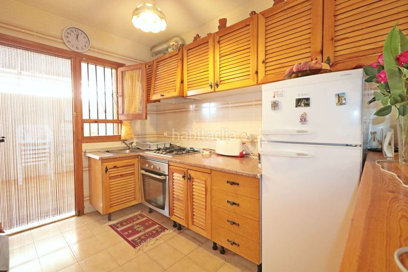 Foto 8abf8a3f-5614-4eb2-89d0-2d8de4468792. Casa amb calefacció aparcament a Playa de los Náufragos Torrevieja