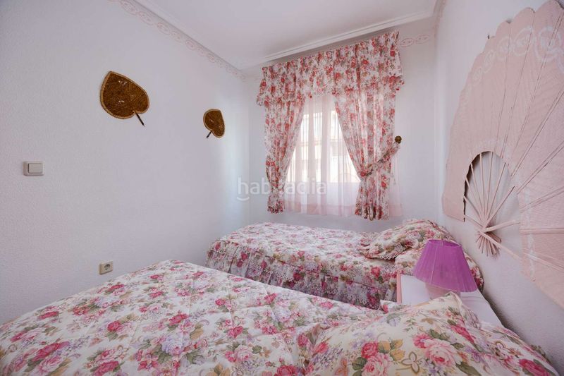 Foto 2b3b07d0-39ff-4bc0-9d3d-b041768921be. Apartament amb piscina a Miramar - Torre del Moro Torrevieja