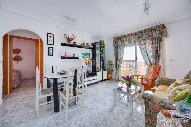 Foto 4f077ce9-e70c-4995-9f8c-3597a50aeb0b. Apartament amb piscina a Miramar - Torre del Moro Torrevieja