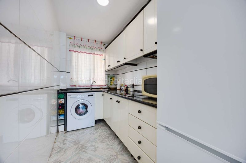 Foto 5a4f3e14-8fa7-49cc-8d2a-84dbfe3e70e8. Apartament amb piscina a Miramar - Torre del Moro Torrevieja