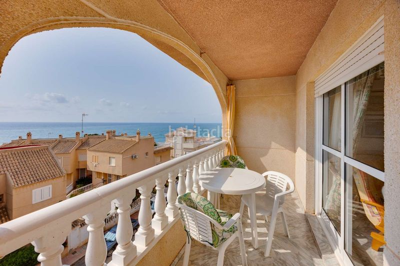 Foto a2810e21-1842-4e3d-9021-31180f0bcb3a. Apartament amb piscina a Miramar - Torre del Moro Torrevieja