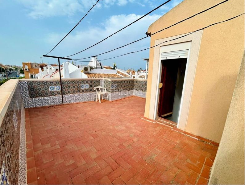 Foto 5d89bcc7-971a-442e-95f3-c78553bc6e21. Dúplex a Zona los Frutales Torrevieja