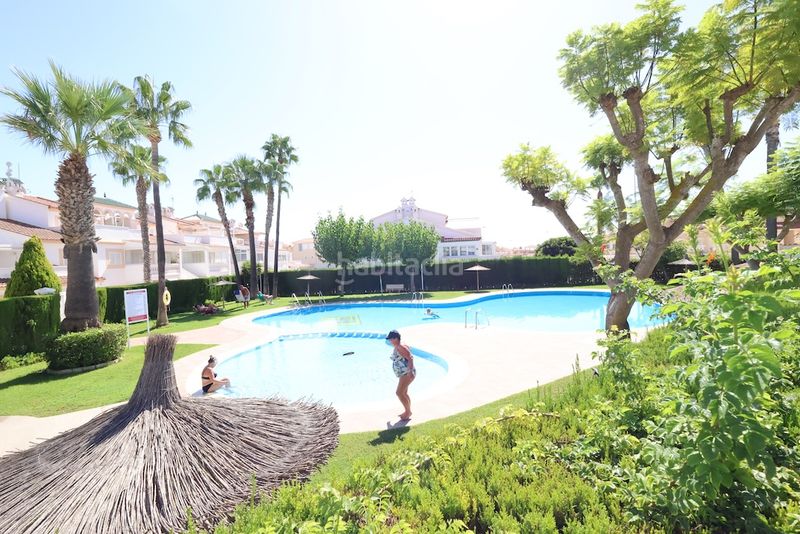 Foto 97c2a32d-30d7-4ab4-bb4c-e24d5a25df42. Apartament amb calefacció piscina a Los Balcones y los Altos Orihuela