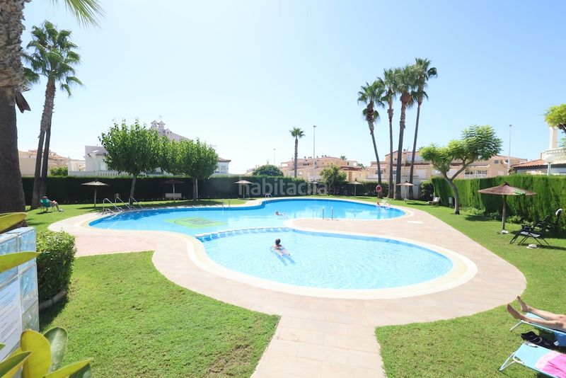 Foto a2bd1151-0108-4c0e-a4de-b5508966bf4d. Apartament amb calefacció piscina a Los Balcones y los Altos Orihuela