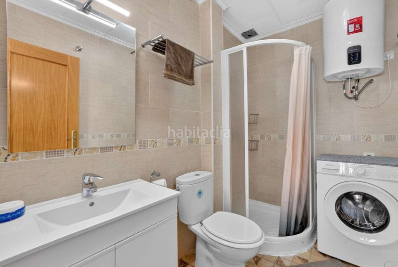 Foto 42c2158a-a5b6-48ea-8ccd-8002315d9a03. Casa amb calefacció piscina a Zona Carrefour - Urbanizaciones Torrevieja