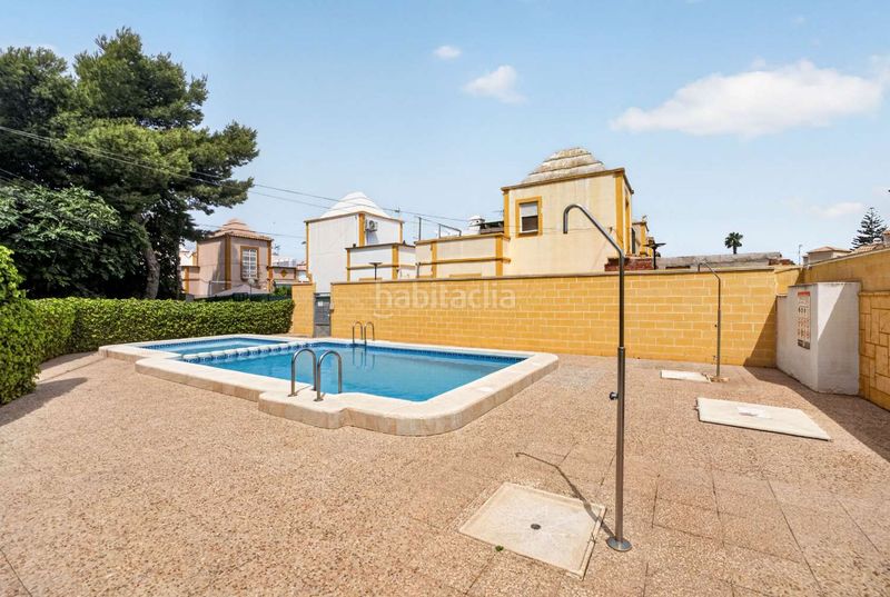 Foto f26c09a5-af37-459b-b522-4d92129c4517. Casa amb calefacció piscina a Zona Carrefour - Urbanizaciones Torrevieja