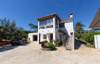 Country house in La Pedrera-Vessanes