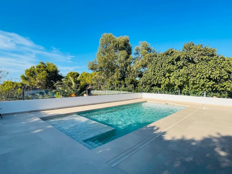Foto f2059a22-610e-4e0b-8f64-d0067f719c43. Chalet avec parking piscine dans La Pedrera-Vessanes Dénia