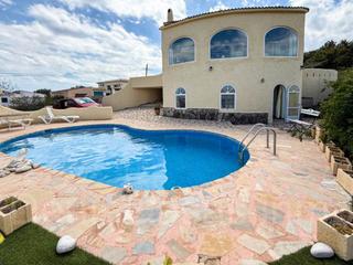 Chalet in Pedreguer