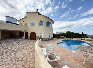 Chalet in Pedreguer