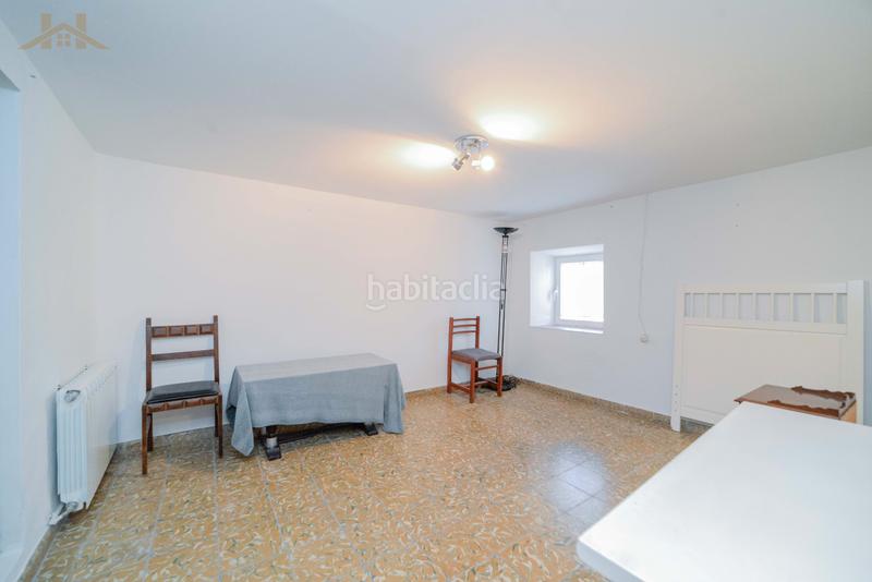 Foto 0b5126e3-19a6-46af-85b8-f77a705d9d94. Semi detached house with heating in Serranillos del Valle