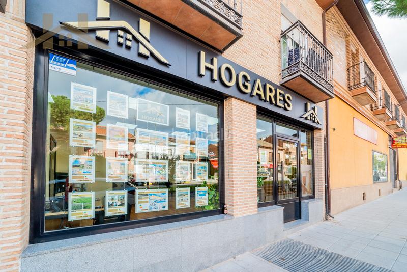 Foto 2f1e50dc-7be5-4bd0-9a59-7503efc65796. Semi detached house with heating in Serranillos del Valle